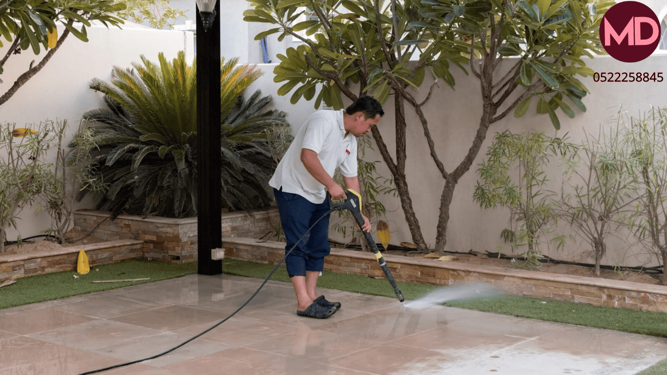 Garden cleaning service